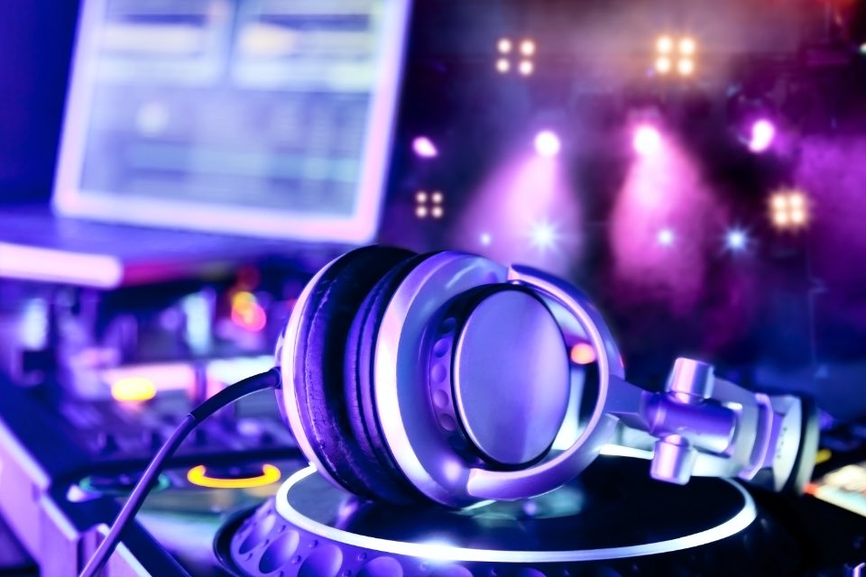 Techno_Electric_Banner_OLT